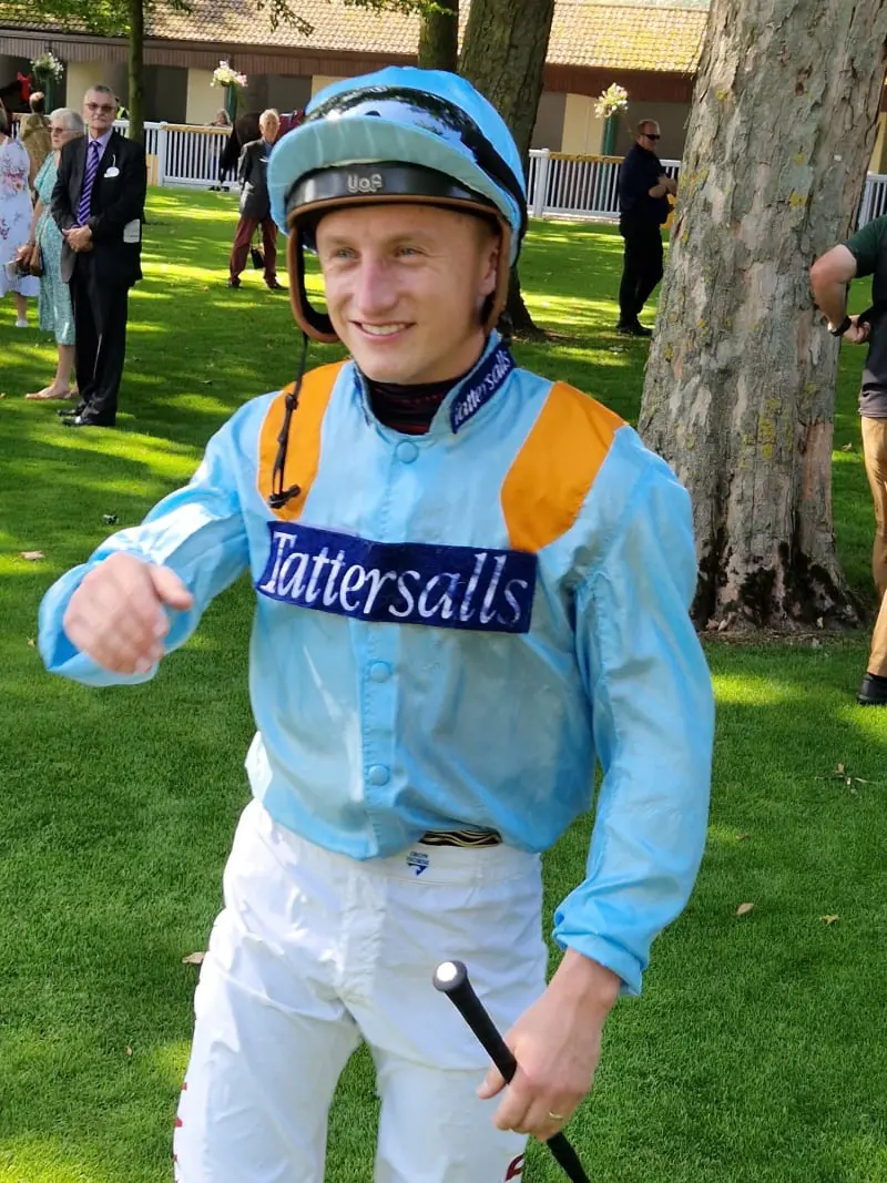 Jockey Tom